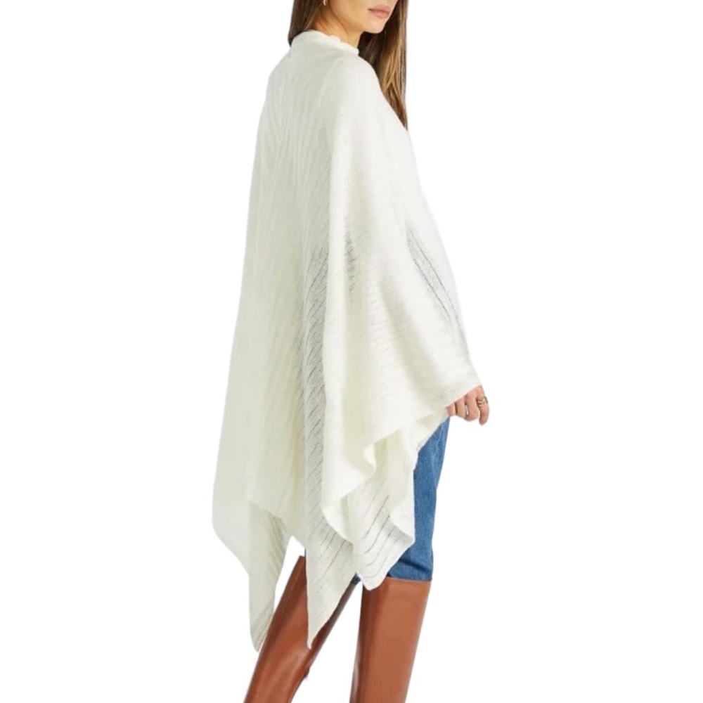 New Justfab white knit shrug